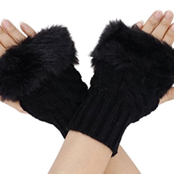 🎀 New black fingerless faux fur gloves winter - Picture 6 of 7
